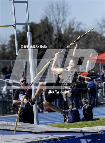 Thumbnail 2 in Orland Invitational photogallery.