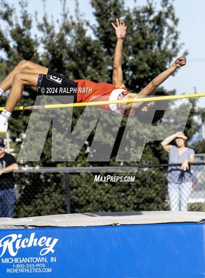 Thumbnail 2 in Orland Invitational photogallery.