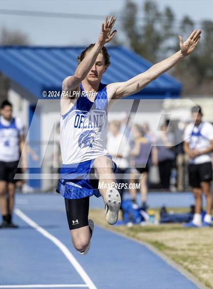 Thumbnail 3 in Orland Invitational photogallery.
