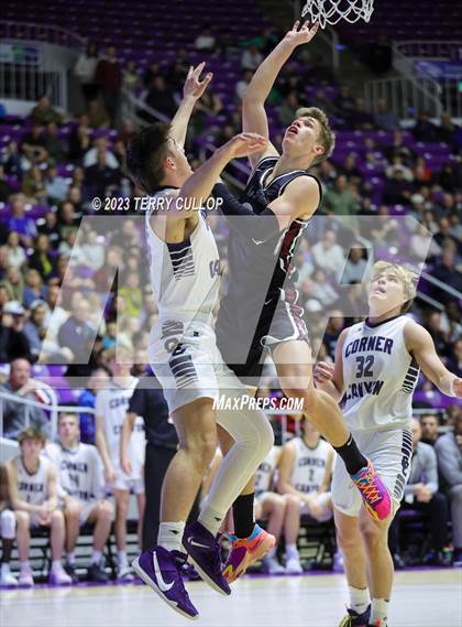 Thumbnail 1 in Corner Canyon vs. Lone Peak (UHSAA 6A Semifinal) photogallery.
