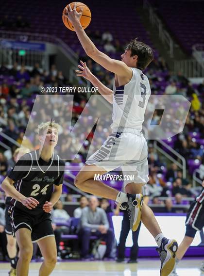 Thumbnail 3 in Corner Canyon vs. Lone Peak (UHSAA 6A Semifinal) photogallery.
