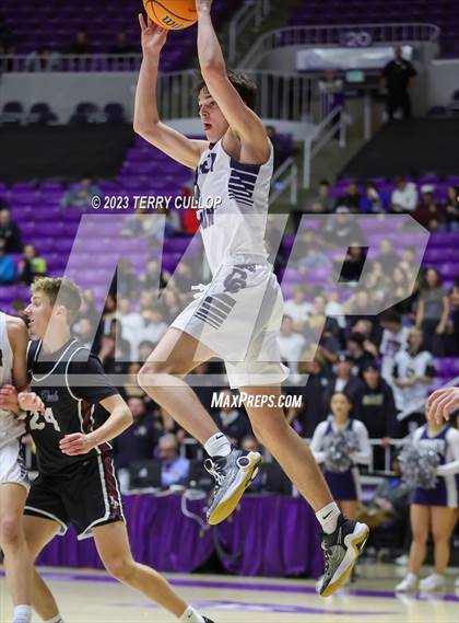 Thumbnail 1 in Corner Canyon vs. Lone Peak (UHSAA 6A Semifinal) photogallery.