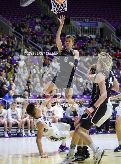 Thumbnail 2 in Corner Canyon vs. Lone Peak (UHSAA 6A Semifinal) photogallery.
