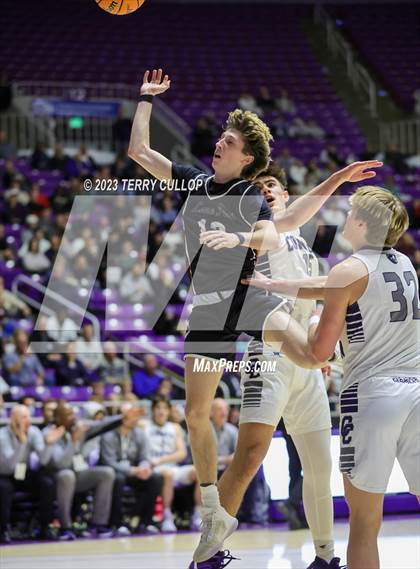 Thumbnail 2 in Corner Canyon vs. Lone Peak (UHSAA 6A Semifinal) photogallery.