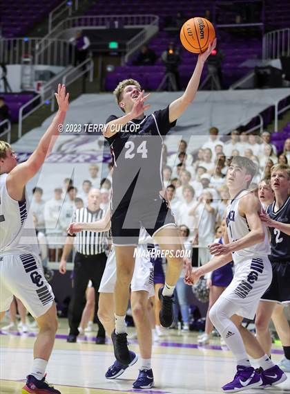 Thumbnail 2 in Corner Canyon vs. Lone Peak (UHSAA 6A Semifinal) photogallery.
