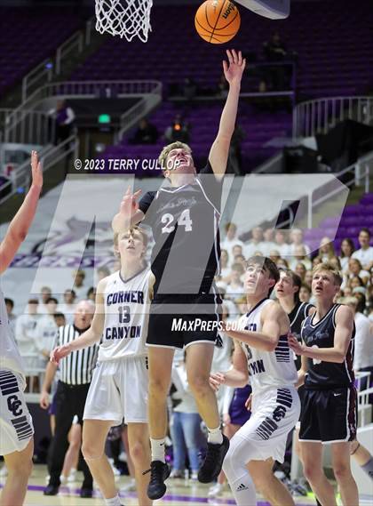 Thumbnail 2 in Corner Canyon vs. Lone Peak (UHSAA 6A Semifinal) photogallery.