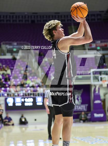 Thumbnail 2 in Corner Canyon vs. Lone Peak (UHSAA 6A Semifinal) photogallery.