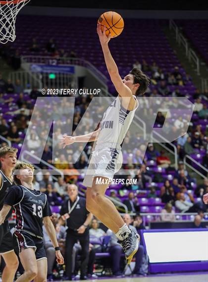 Thumbnail 1 in Corner Canyon vs. Lone Peak (UHSAA 6A Semifinal) photogallery.