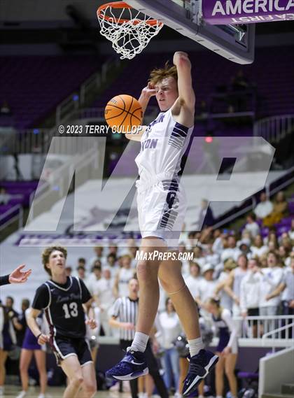 Thumbnail 1 in Corner Canyon vs. Lone Peak (UHSAA 6A Semifinal) photogallery.