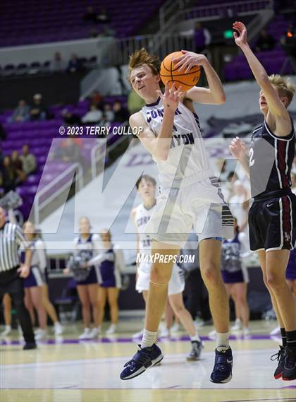 Thumbnail 1 in Corner Canyon vs. Lone Peak (UHSAA 6A Semifinal) photogallery.