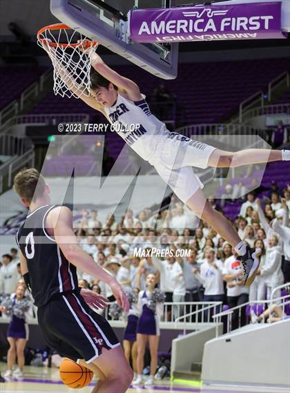 Thumbnail 2 in Corner Canyon vs. Lone Peak (UHSAA 6A Semifinal) photogallery.
