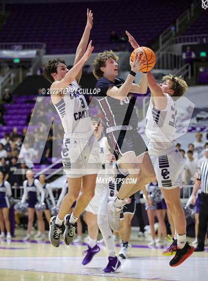 Thumbnail 2 in Corner Canyon vs. Lone Peak (UHSAA 6A Semifinal) photogallery.