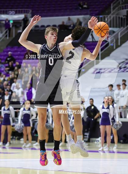 Thumbnail 1 in Corner Canyon vs. Lone Peak (UHSAA 6A Semifinal) photogallery.