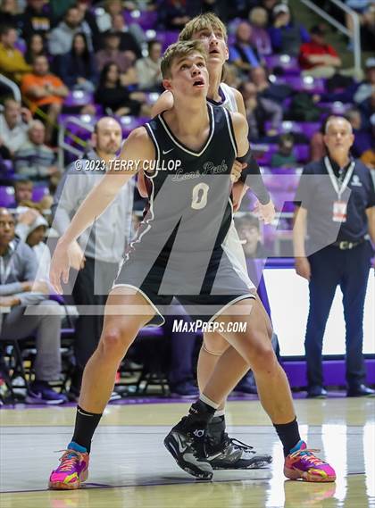 Thumbnail 1 in Corner Canyon vs. Lone Peak (UHSAA 6A Semifinal) photogallery.
