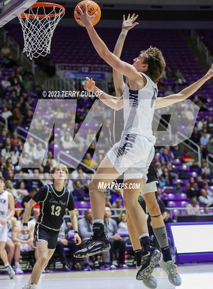 Thumbnail 3 in Corner Canyon vs. Lone Peak (UHSAA 6A Semifinal) photogallery.