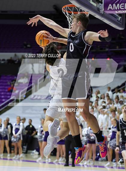 Thumbnail 3 in Corner Canyon vs. Lone Peak (UHSAA 6A Semifinal) photogallery.