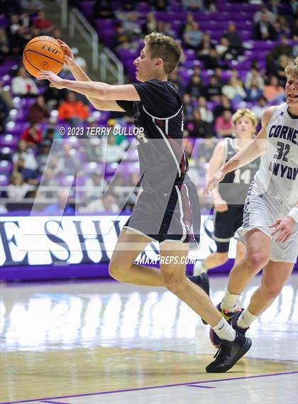 Thumbnail 2 in Corner Canyon vs. Lone Peak (UHSAA 6A Semifinal) photogallery.