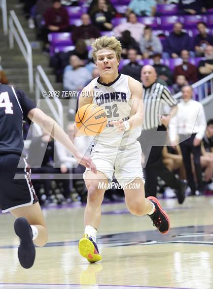 Thumbnail 1 in Corner Canyon vs. Lone Peak (UHSAA 6A Semifinal) photogallery.