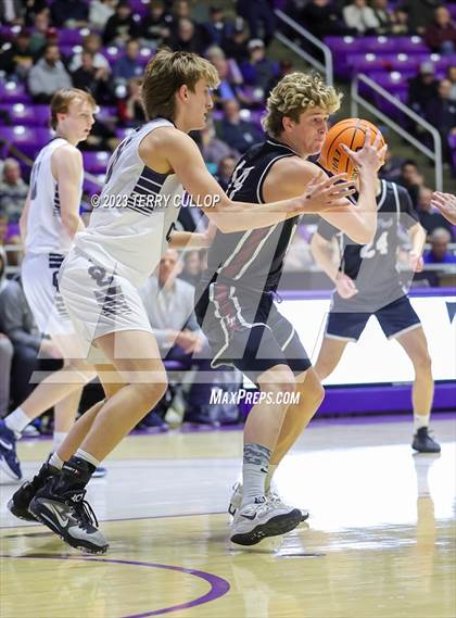 Thumbnail 2 in Corner Canyon vs. Lone Peak (UHSAA 6A Semifinal) photogallery.
