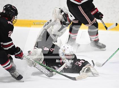 Thumbnail 1 in New Canaan vs. Notre Dame, WH (CIAC D1 Semifinal) photogallery.