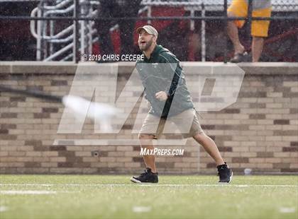 Thumbnail 2 in Victor vs. Vestal (NYSPHSAA Class B Semifinal) photogallery.