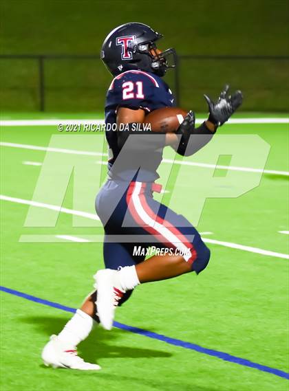 Thumbnail 1 in Seven Lakes @ Tompkins photogallery.