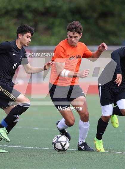 Thumbnail 3 in Making Waves Academy vs. Arcata (CIF NCS D1 Quarterfinal) photogallery.