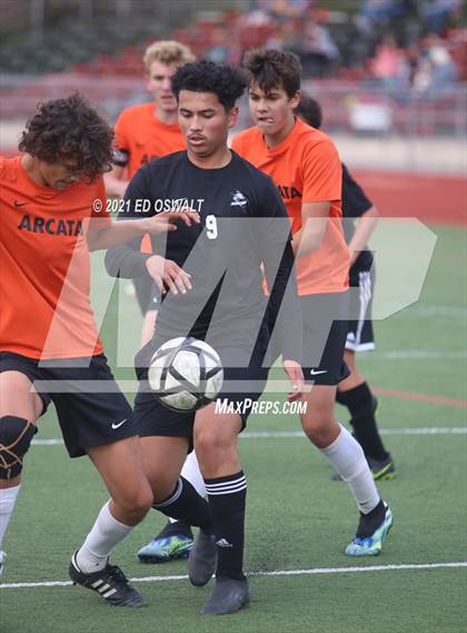 Thumbnail 1 in Making Waves Academy vs. Arcata (CIF NCS D1 Quarterfinal) photogallery.