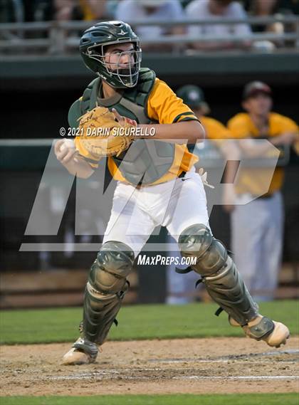 Thumbnail 2 in Desert Mountain vs Horizon (AIA 5A Semifinal) photogallery.