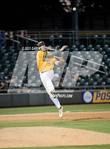 Thumbnail 2 in Desert Mountain vs Horizon (AIA 5A Semifinal) photogallery.