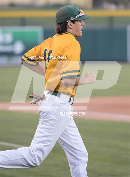 Thumbnail 1 in Desert Mountain vs Horizon (AIA 5A Semifinal) photogallery.