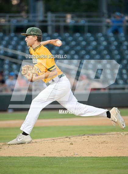 Thumbnail 2 in Desert Mountain vs Horizon (AIA 5A Semifinal) photogallery.