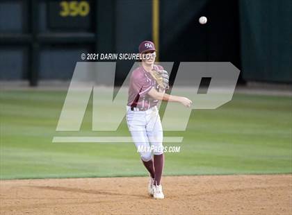 Thumbnail 2 in Desert Mountain vs Horizon (AIA 5A Semifinal) photogallery.