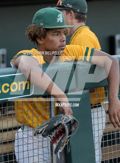 Thumbnail 3 in Desert Mountain vs Horizon (AIA 5A Semifinal) photogallery.