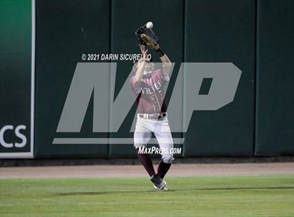 Thumbnail 3 in Desert Mountain vs Horizon (AIA 5A Semifinal) photogallery.