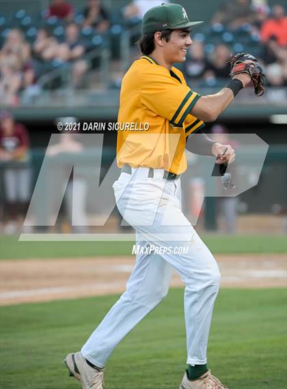 Thumbnail 1 in Desert Mountain vs Horizon (AIA 5A Semifinal) photogallery.
