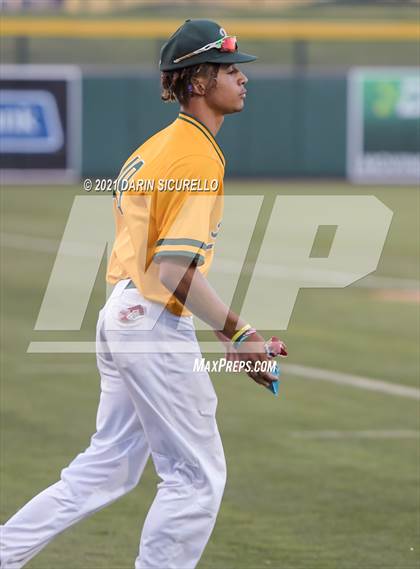 Thumbnail 2 in Desert Mountain vs Horizon (AIA 5A Semifinal) photogallery.