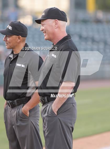 Thumbnail 1 in Desert Mountain vs Horizon (AIA 5A Semifinal) photogallery.