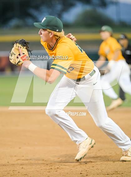 Thumbnail 2 in Desert Mountain vs Horizon (AIA 5A Semifinal) photogallery.