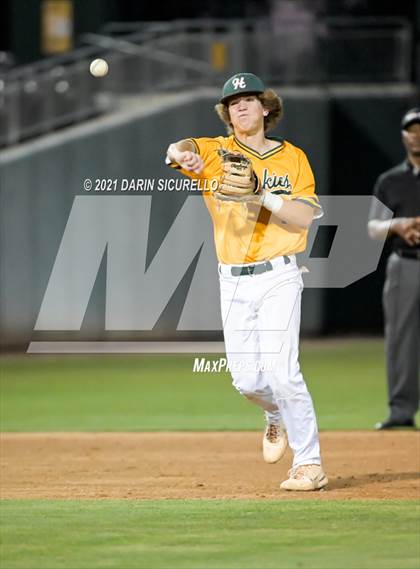 Thumbnail 3 in Desert Mountain vs Horizon (AIA 5A Semifinal) photogallery.