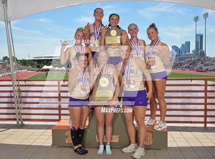 Thumbnail 3 in UIL 2A Track and Field State Finals (Awards) photogallery.