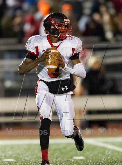 Thumbnail 3 in Franklin Regional vs Elizabeth Forward  (WPIAL Class AAA Playoffs)   photogallery.