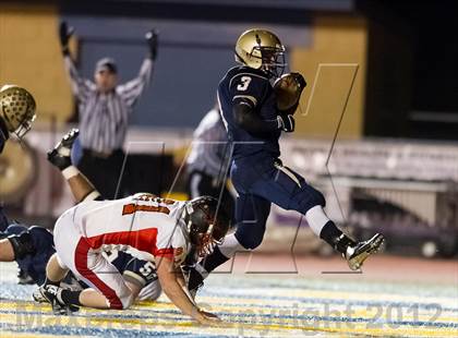 Thumbnail 3 in Franklin Regional vs Elizabeth Forward  (WPIAL Class AAA Playoffs)   photogallery.