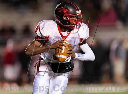 Thumbnail 1 in Franklin Regional vs Elizabeth Forward  (WPIAL Class AAA Playoffs)   photogallery.