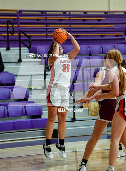 Thumbnail 1 in Glen Rose vs Perryville (Fountain Lake Christmas Classsic) photogallery.