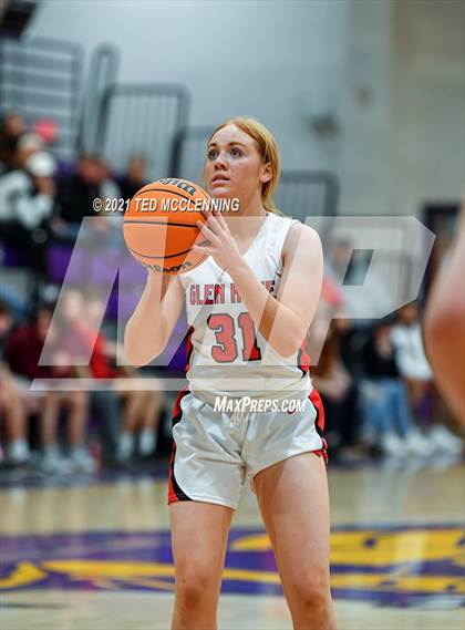 Thumbnail 1 in Glen Rose vs Perryville (Fountain Lake Christmas Classsic) photogallery.