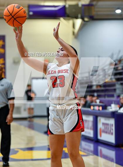 Thumbnail 3 in Glen Rose vs Perryville (Fountain Lake Christmas Classsic) photogallery.