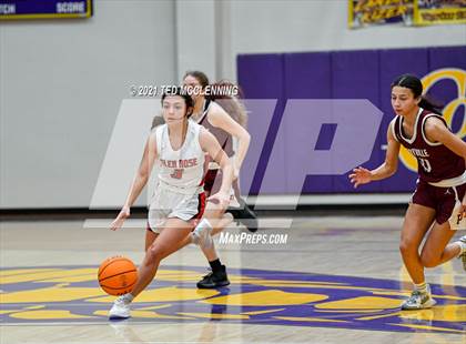 Thumbnail 3 in Glen Rose vs Perryville (Fountain Lake Christmas Classsic) photogallery.