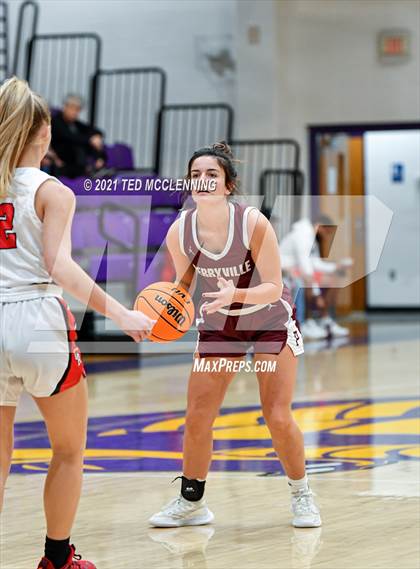 Thumbnail 1 in Glen Rose vs Perryville (Fountain Lake Christmas Classsic) photogallery.