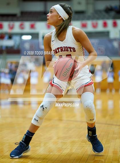 Thumbnail 1 in Jefferson County @ Dobyns-Bennett photogallery.